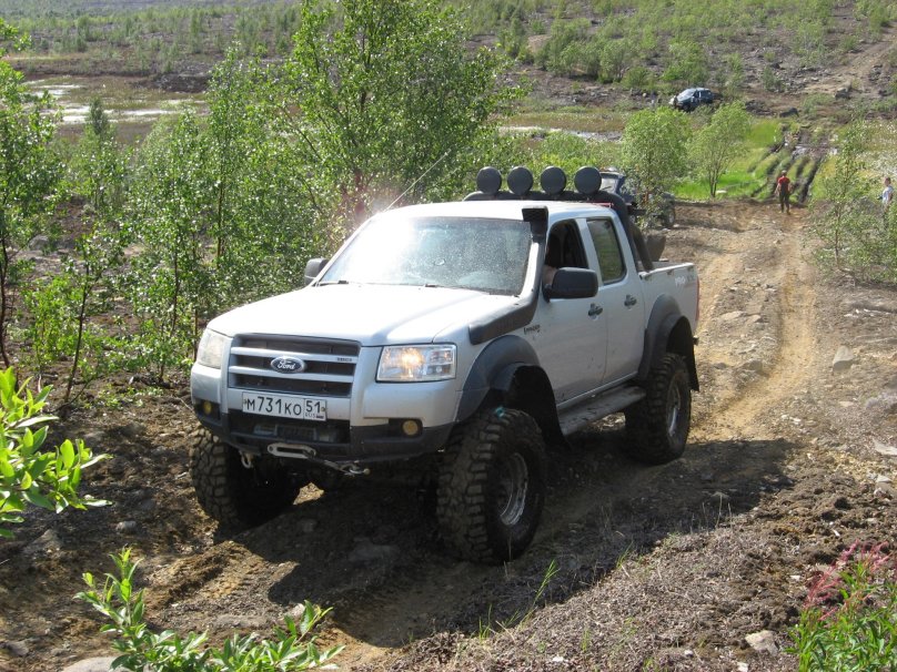 Форд рейнджер 2007 на бездорожье