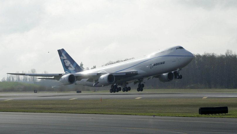 Боинг 747-8f