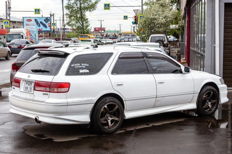 Тойота Марк 2 Qualis