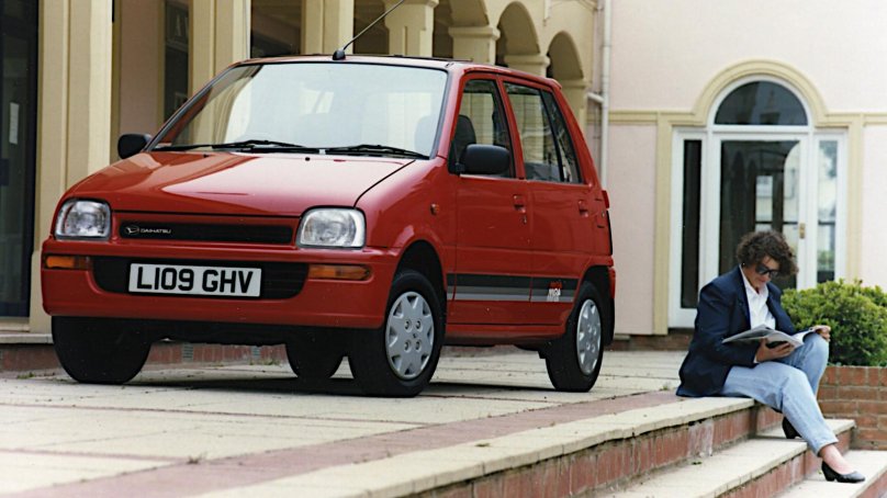 Daihatsu Mira 1990