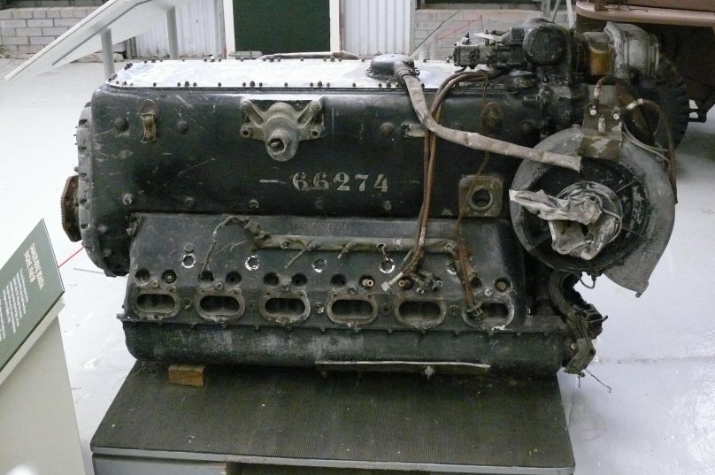 Двигатель Daimler Benz bf-109