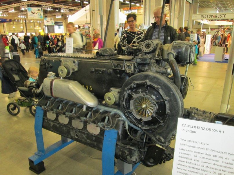 Авиационный двигатель Daimler Benz DB 605