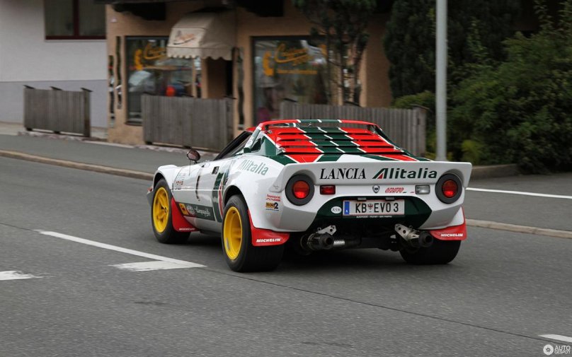 Lancia Stratos 2010