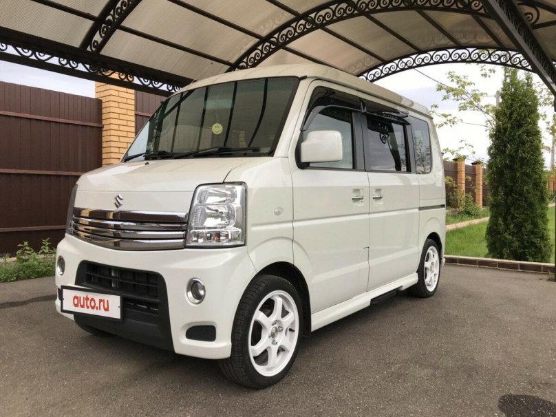 Сузуки Эвери 4/4