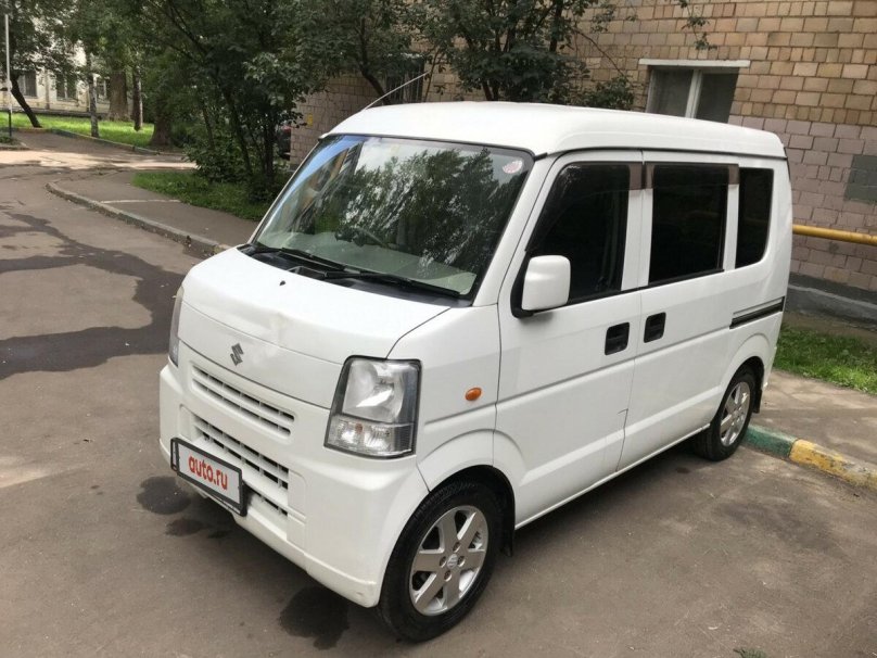 Сузуки Эвери 4/4