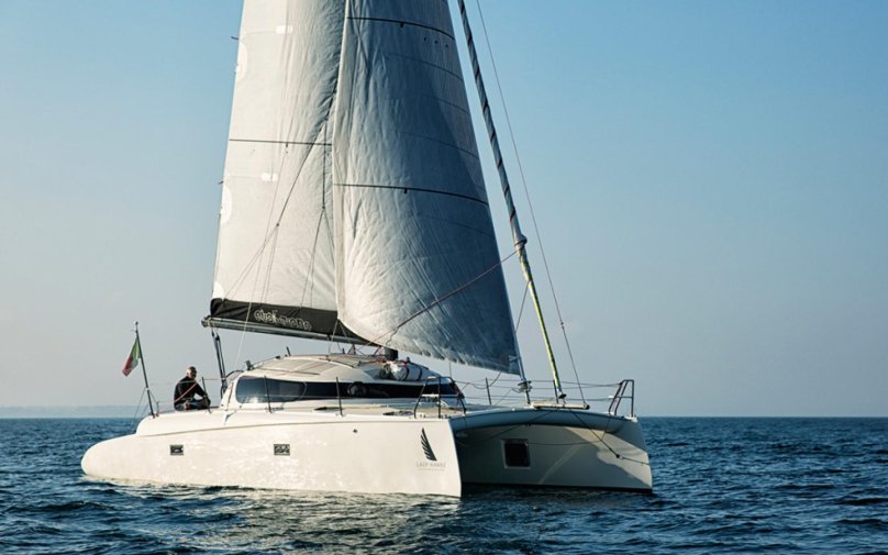 Катамаран aventura 34