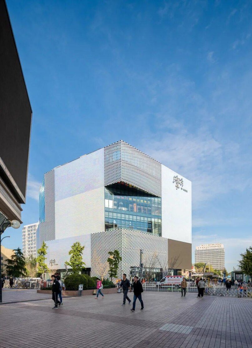 The Cube торговый центр