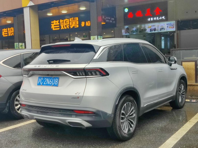 Beijing x7 кроссовер
