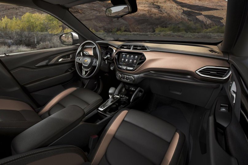 Chevrolet trailblazer 2021 салон