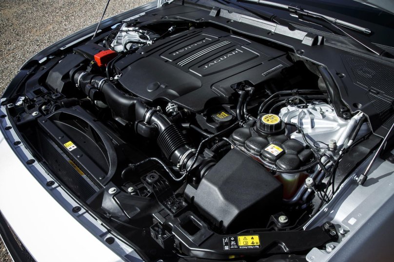 Мотор Ягуар XF 3,0