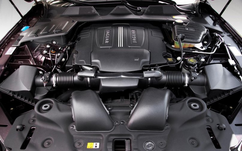 Jaguar XJ мотор