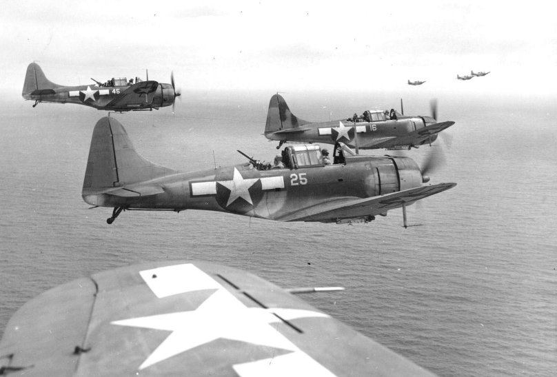 Самолет SBD Dauntless