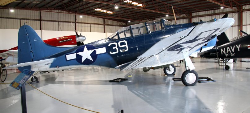 Douglas SBD-5 Dauntless