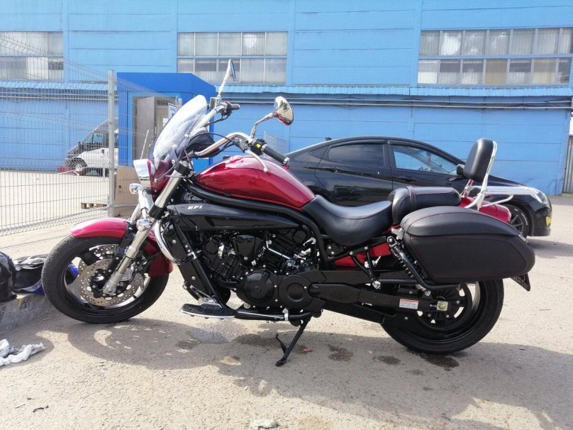 Хьюсонг Аквила 650