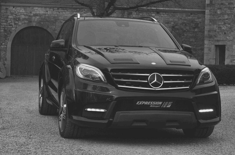Mercedes Benz ml 63 AMG 2015