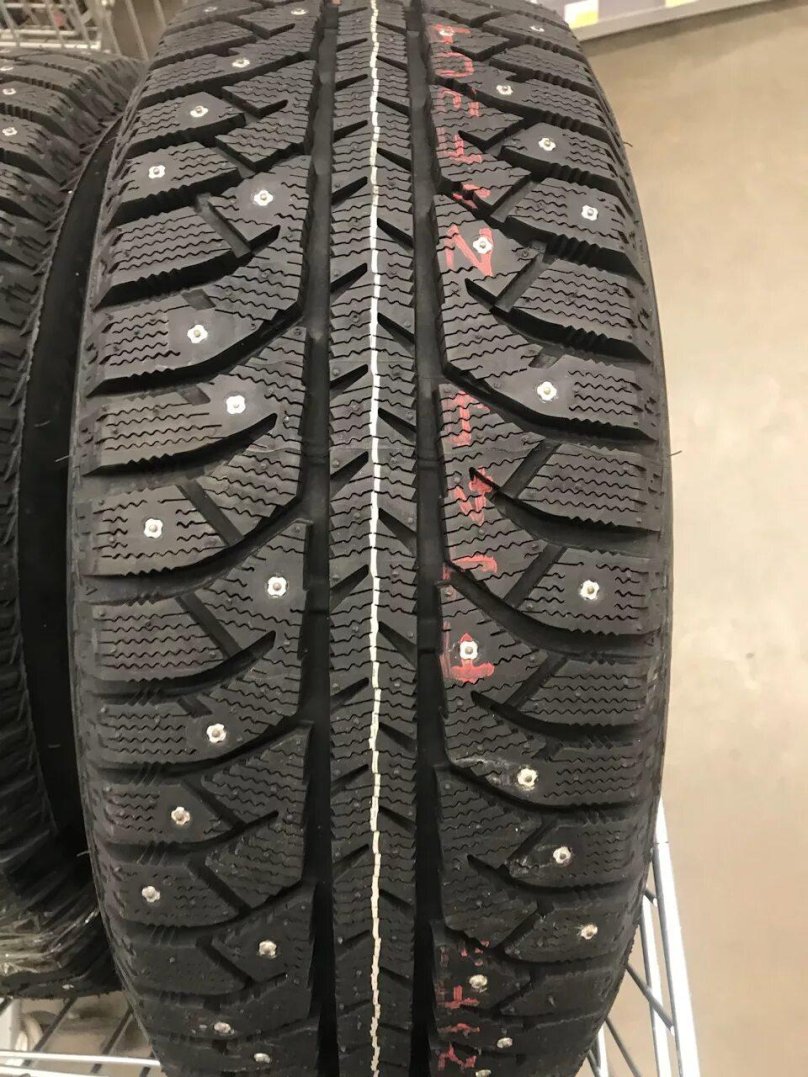 Bridgestone ic7000(s)