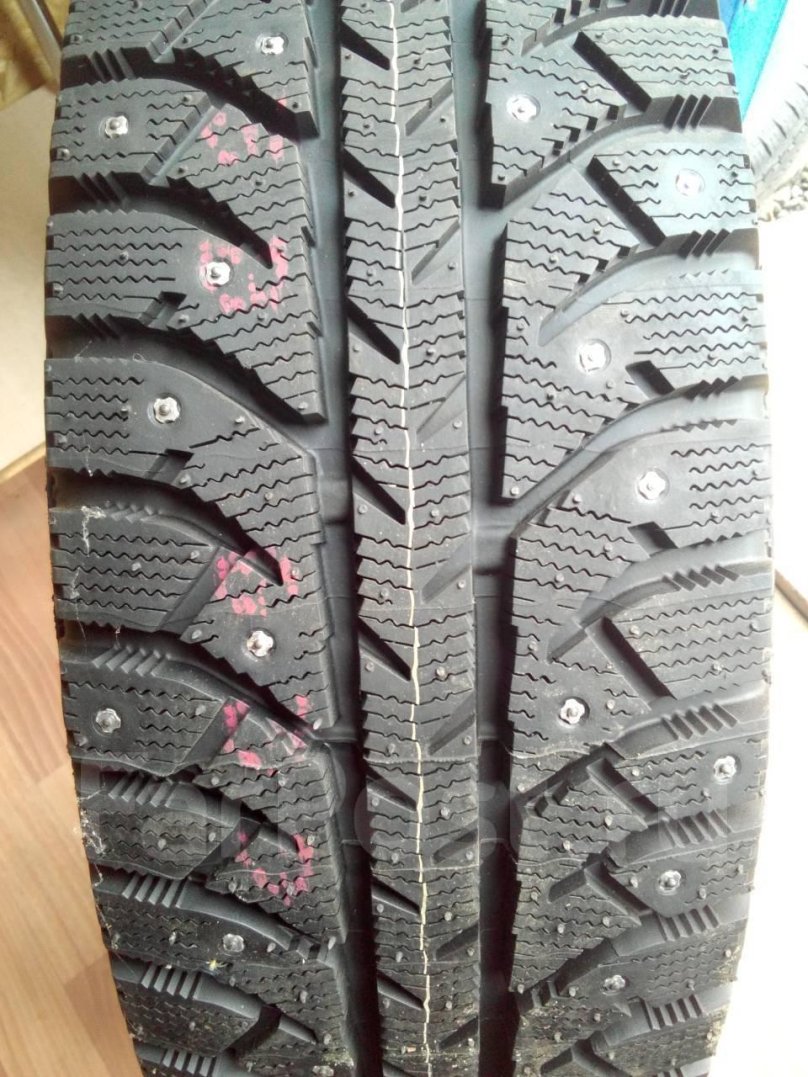 Bridgestone Ice Cruiser 7000 175/65 r14