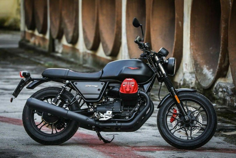 Moto Guzzi v7 III
