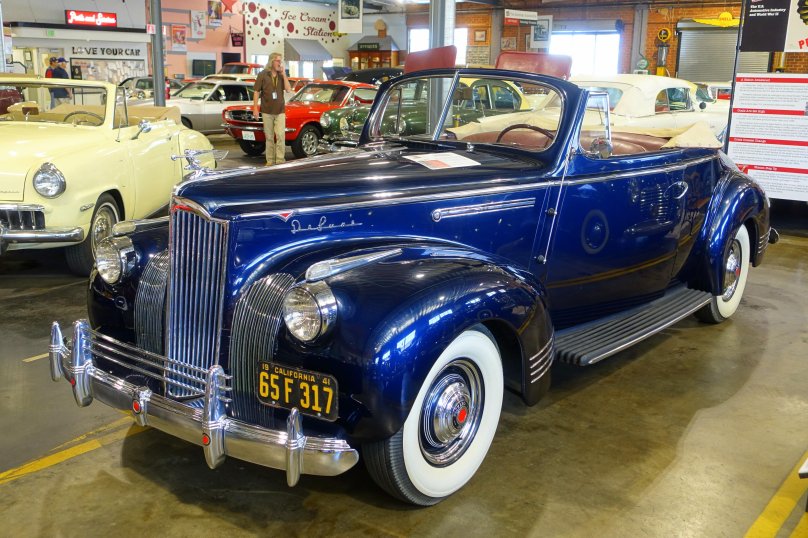 Packard 110 Coupe 1941