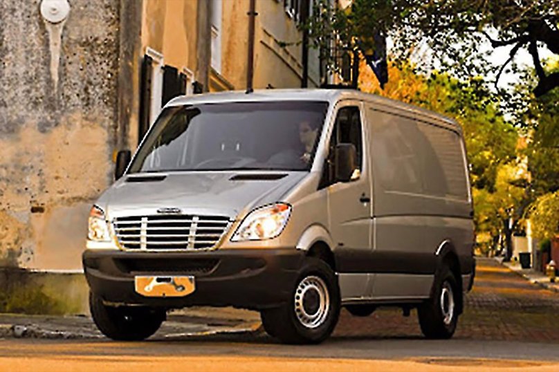 Мерседес Спринтер 2010 года