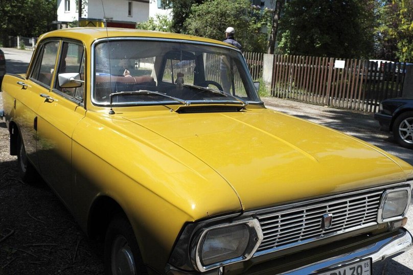 Москвич седан