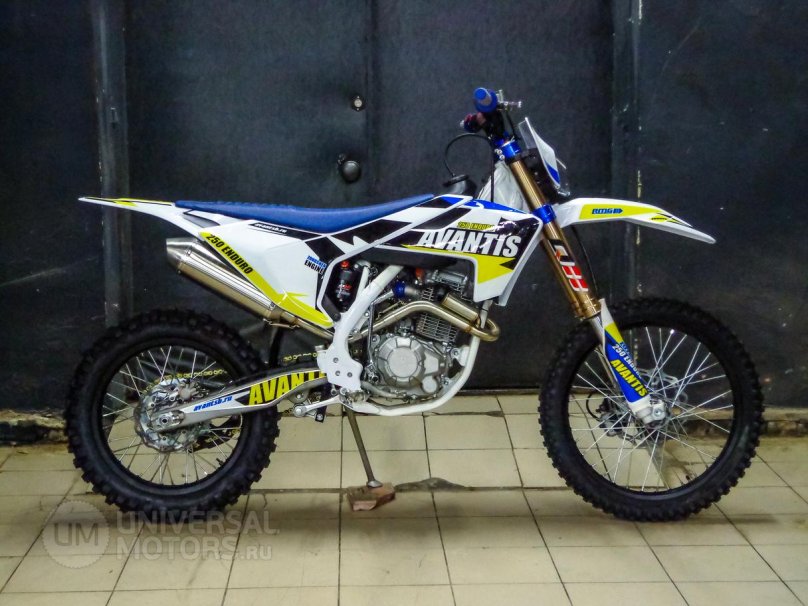 Мотоцикл Авантис 250