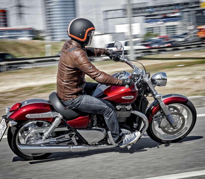 Triumph Thunderbird 1700