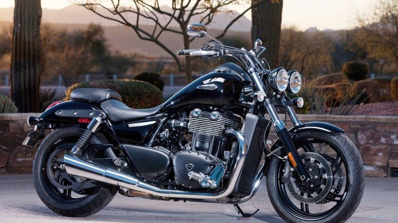 Мотоцикл Триумф Тандерберд 1700