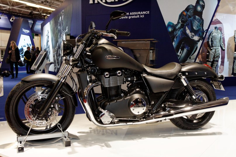 Триумф Тандерберд 1700 шторм