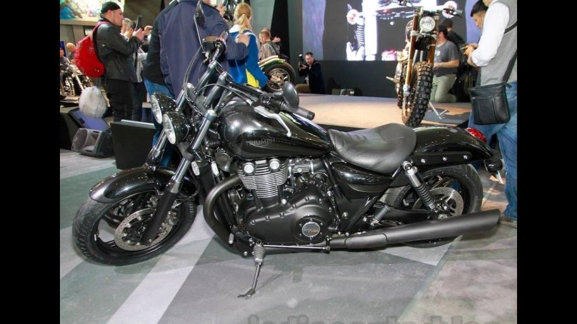 Триумф Тандерберд 1700 шторм