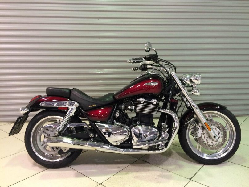 Триумф Тандерберд 1600