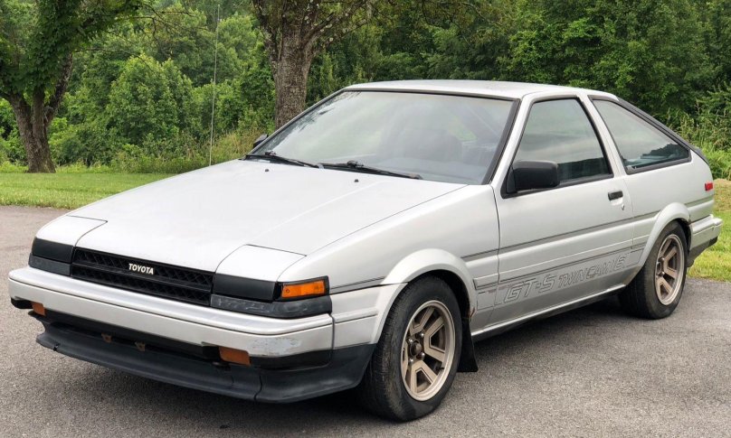 Toyota Corolla GTS ae86