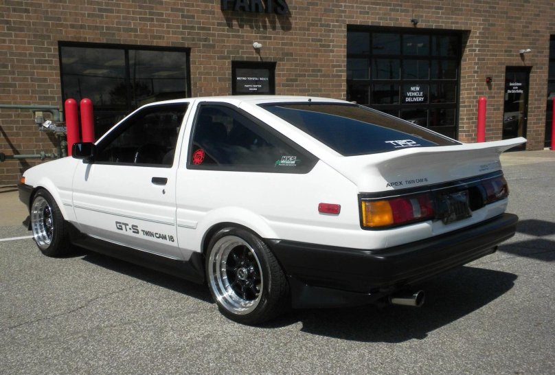 Toyota Corolla ae86 Trueno