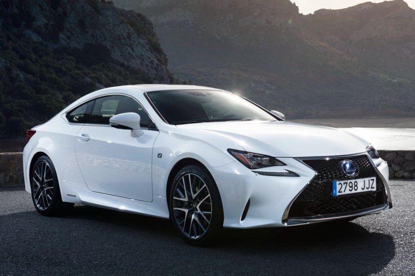 Lexus rc300h f Sport