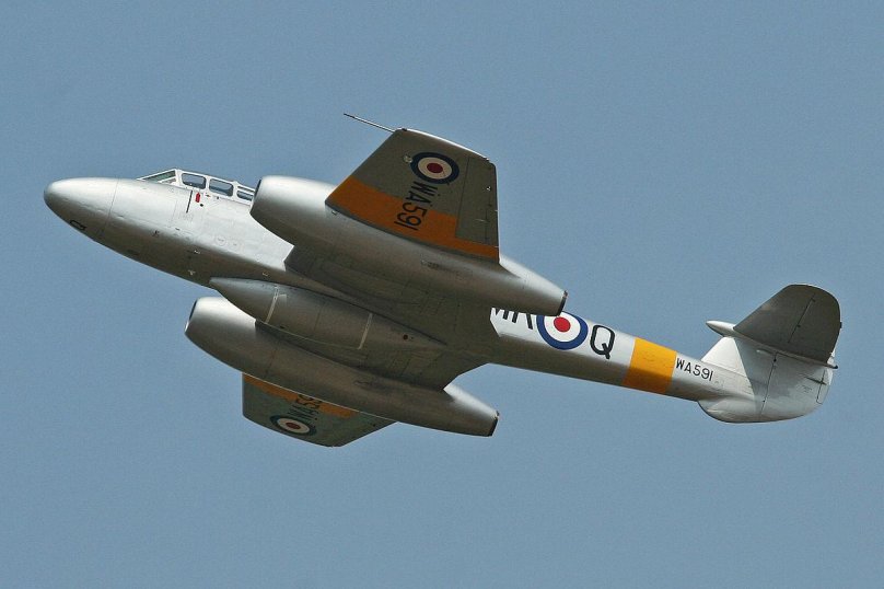 Реактивный самолет Глостер Метеор