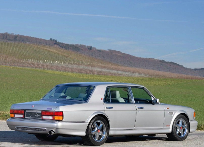 Bentley Turbo r engine