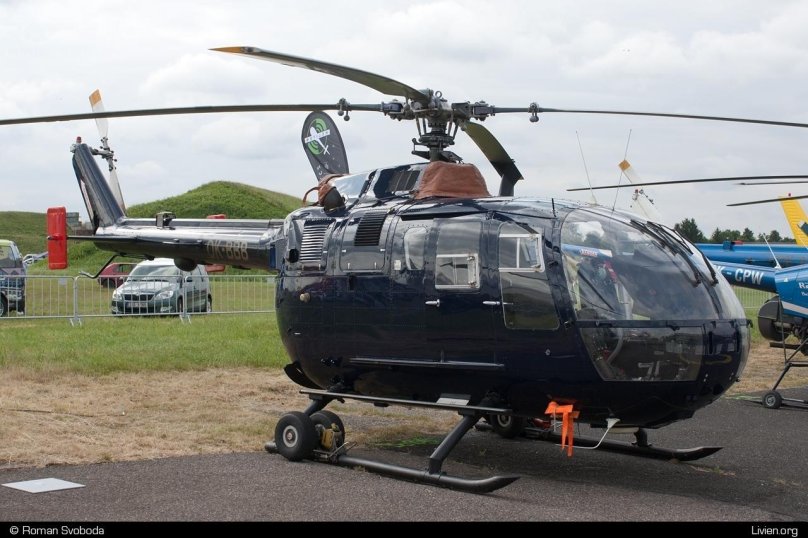 Bo-105 вертолет