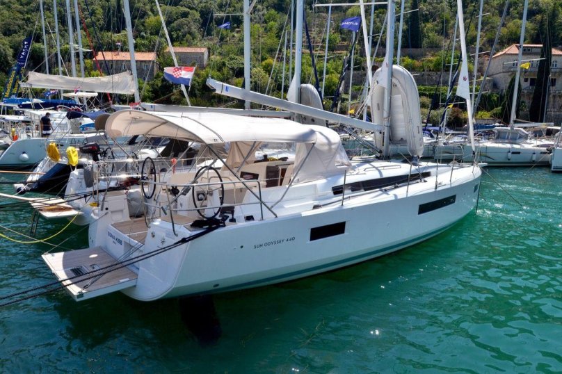 Jeanneau Sun Odyssey 440