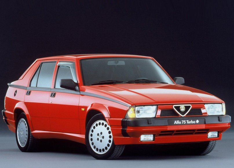 Alfa Romeo 75