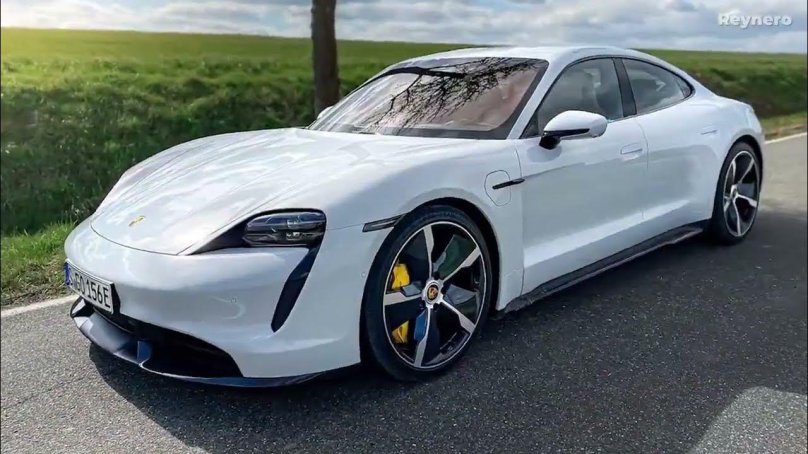 Porsche Taycan 2023