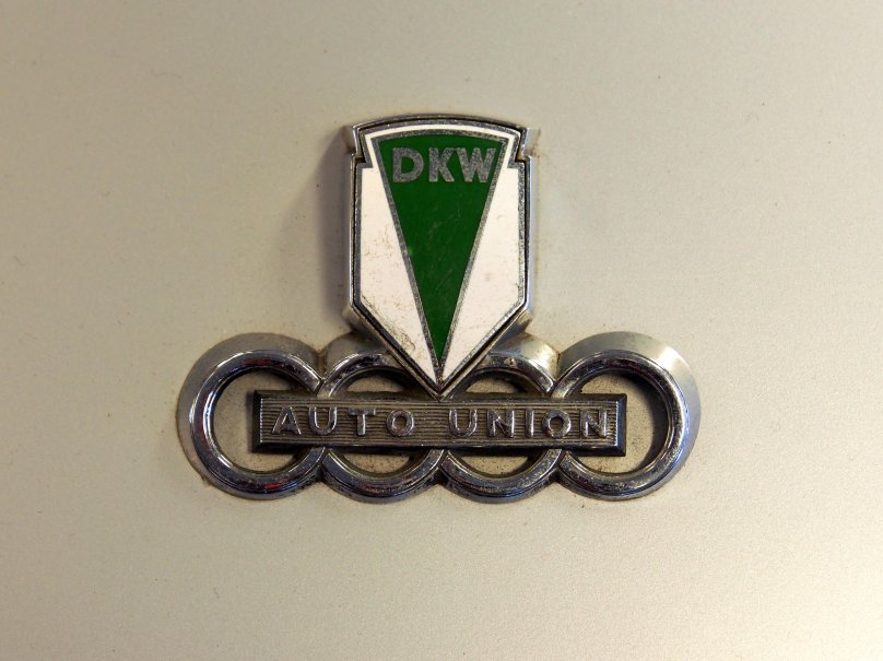 Эмблема DKW