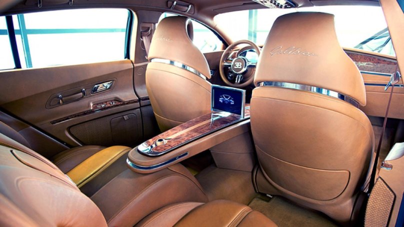 Bugatti Galibier 16c салон