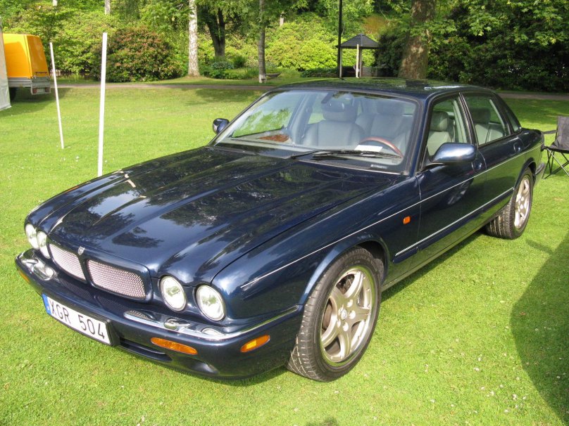 Jaguar XJR x308
