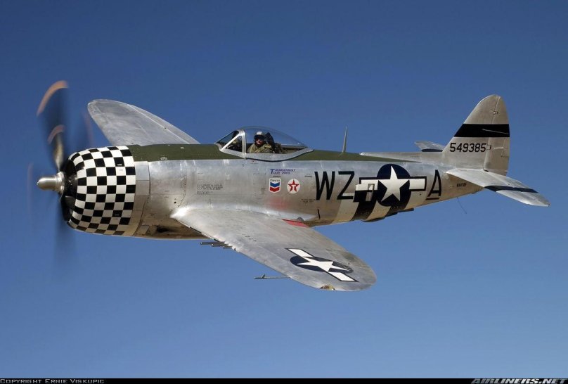 Тандерболт истребитель