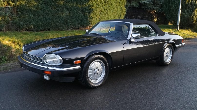 Jaguar XJS v12