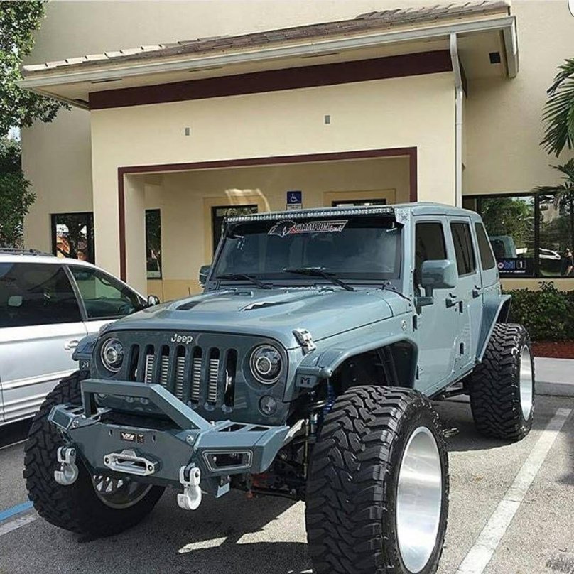 Внедорожник 12x12