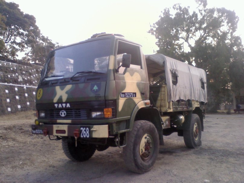 Tata LPTA 713 TC (4x4)