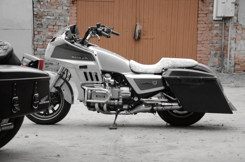 Honda gl1200