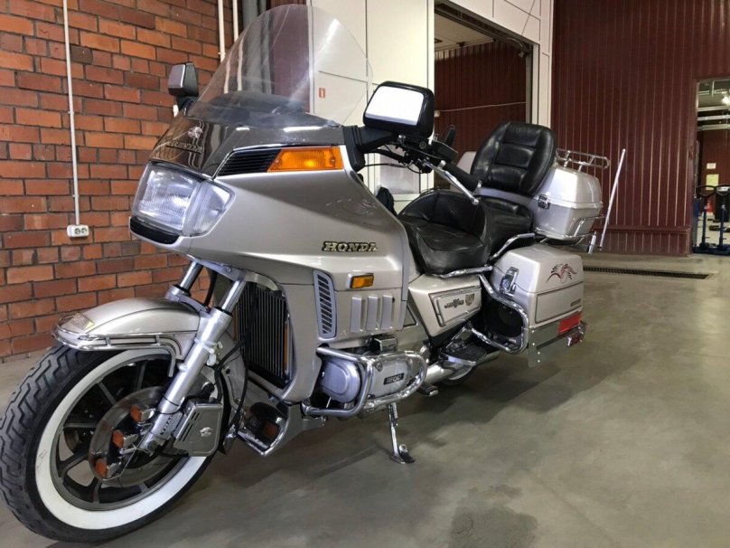 Хонда 1200 круизер