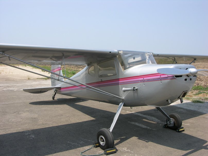 Cessna c140